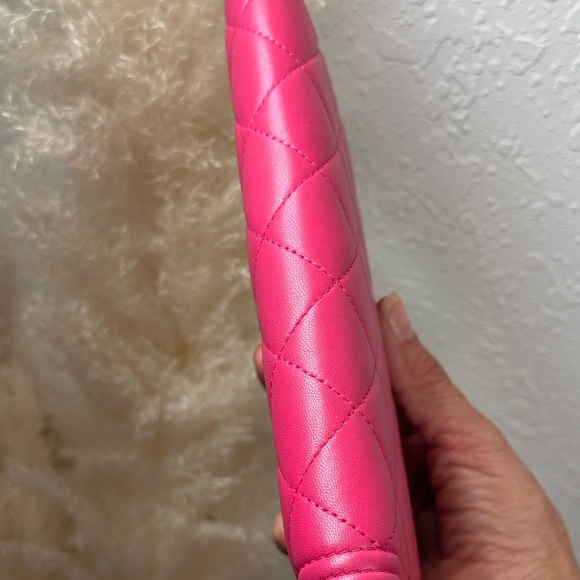 CHANEL le Boy Medium Gusset Zip Around Wallet Black Caviar Leather
Gold CC HW - Picture 6 of 8